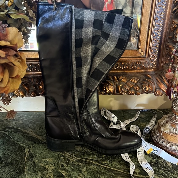 Charles David boots 👢 - Picture 10 of 12